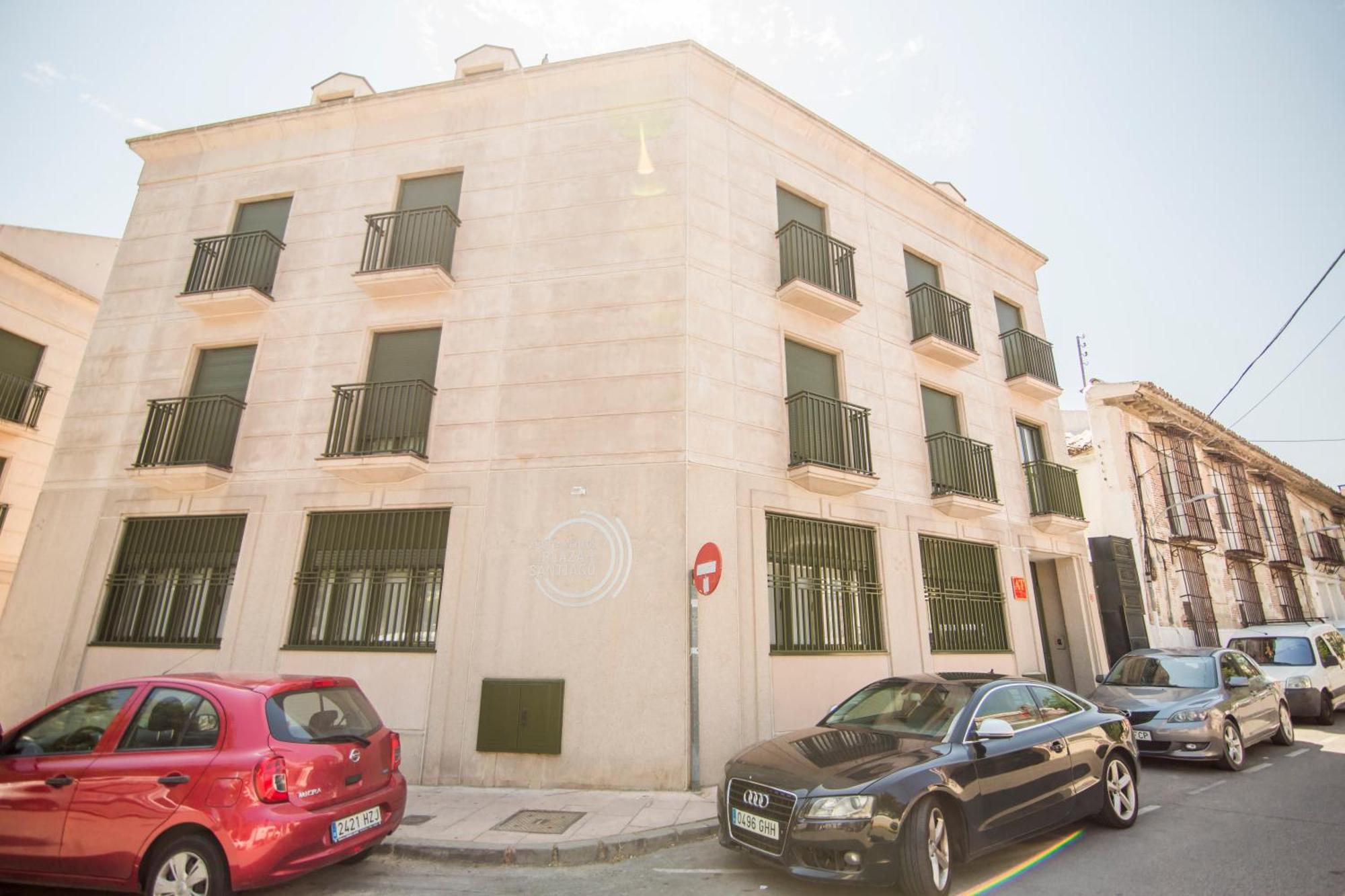 Apartamentos Plaza De Santiago - Estudios Turisticos - 1 Llave Pinto Exterior foto